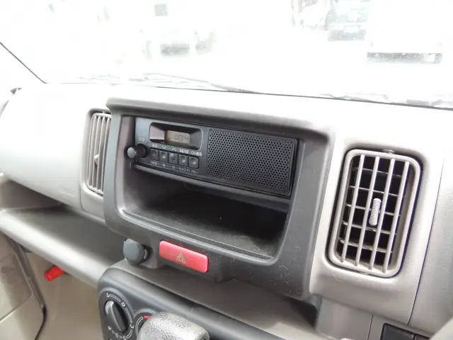 スズキ エブリイ HBD-DA17V(2WD)の写真43