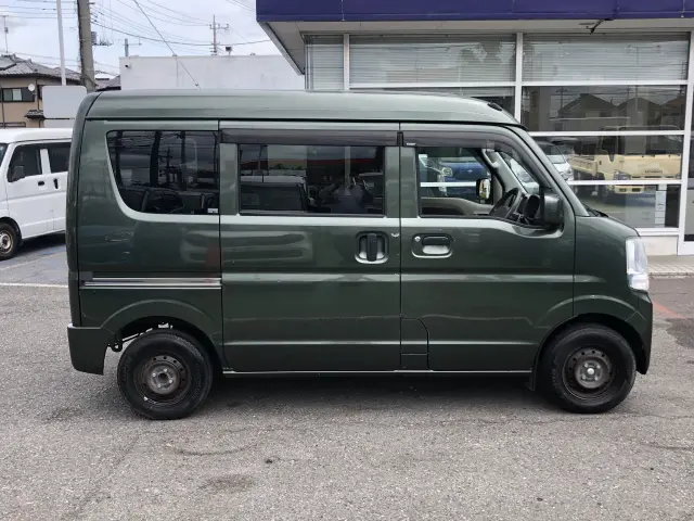 スズキ エブリイ HBD-DA17V(2WD)の写真5