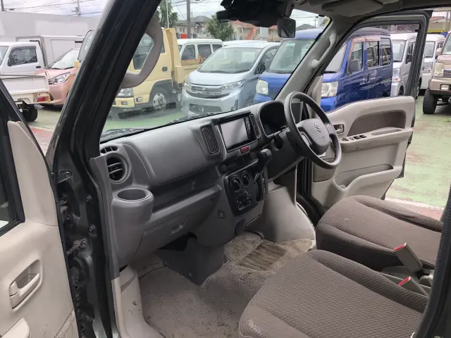 スズキ エブリイ HBD-DA17V(2WD)の写真29