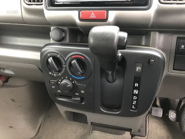 スズキ エブリイ HBD-DA17V(2WD)の写真44
