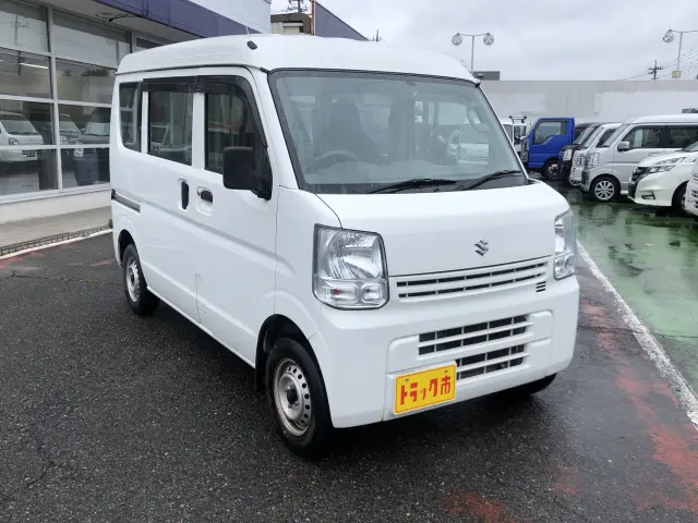 スズキ エブリイ HBD-DA17V(2WD)の写真2