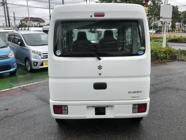 スズキ エブリイ HBD-DA17V(2WD)の写真7