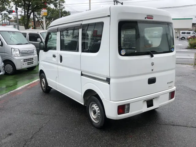 スズキ エブリイ HBD-DA17V(2WD)の写真8