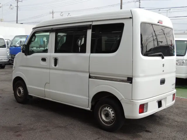 スズキ エブリイ HBD-DA17V(2WD)の写真10