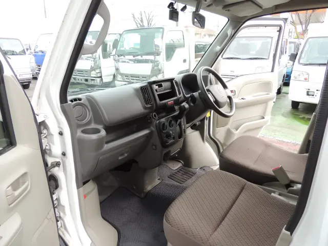 スズキ エブリイ HBD-DA17V(2WD)の写真33