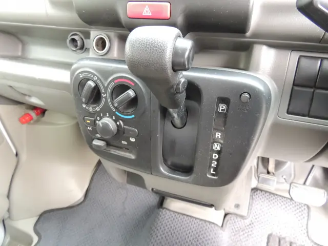 スズキ エブリイ HBD-DA17V(2WD)の写真44