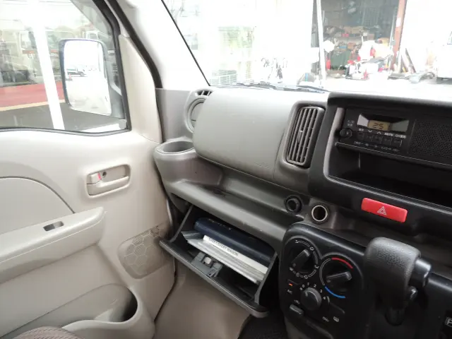 スズキ エブリイ HBD-DA17V(2WD)の写真46