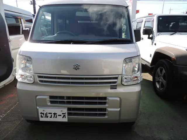 スズキ エブリイ HBD-DA17V(2WD)の写真2