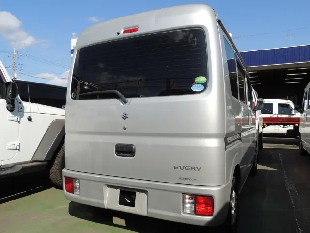 スズキ エブリイ HBD-DA17V(2WD)の写真8