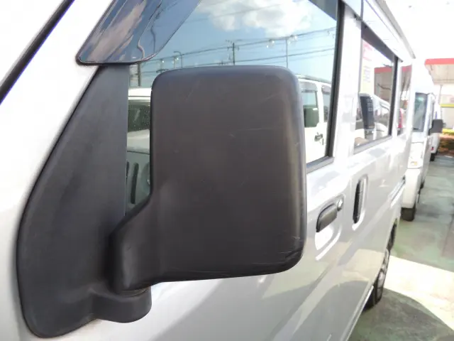 スズキ エブリイ HBD-DA17V(2WD)の写真18