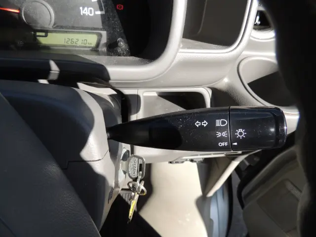 スズキ エブリイ HBD-DA17V(2WD)の写真38