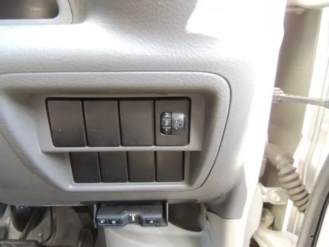 スズキ エブリイ HBD-DA17V(2WD)の写真42