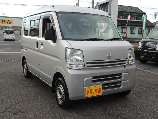 日産 クリッパーバン HBD-DR17V(2WD)の写真3