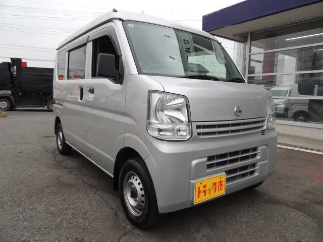 日産 クリッパーバン HBD-DR17V(2WD)の写真4