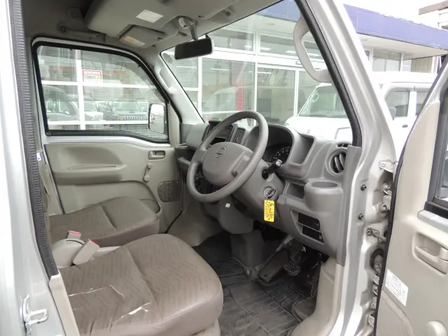 日産 クリッパーバン HBD-DR17V(2WD)の写真24