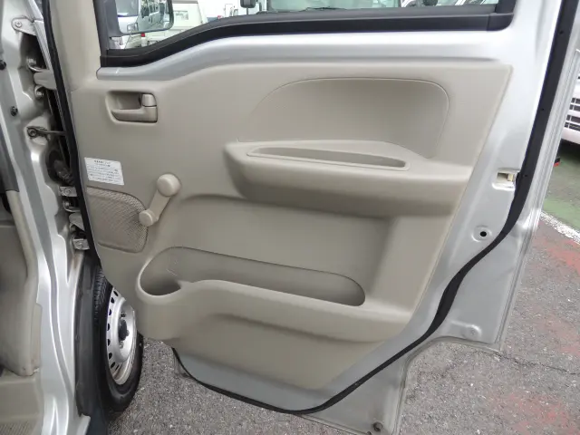 日産 クリッパーバン HBD-DR17V(2WD)の写真25