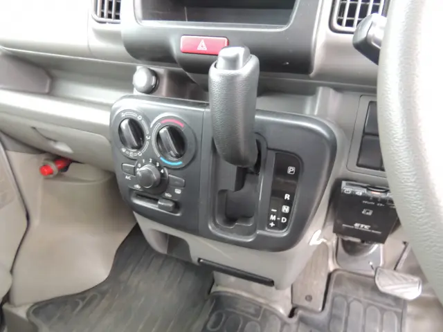 日産 クリッパーバン HBD-DR17V(2WD)の写真42