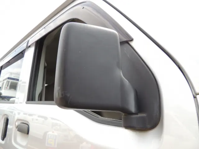 スズキ エブリイ HBD-DA17V(2WD)の写真3