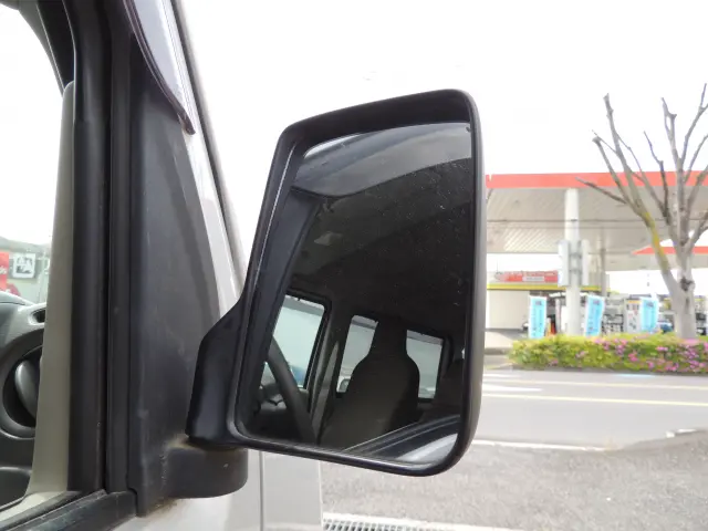 スズキ エブリイ HBD-DA17V(2WD)の写真4