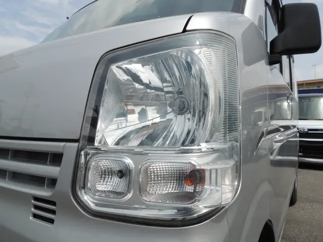 スズキ エブリイ HBD-DA17V(2WD)の写真8