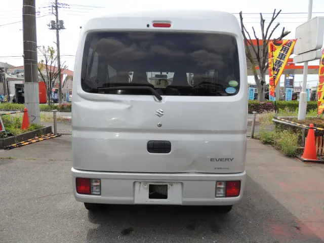 スズキ エブリイ HBD-DA17V(2WD)の写真14