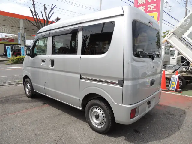 スズキ エブリイ HBD-DA17V(2WD)の写真16