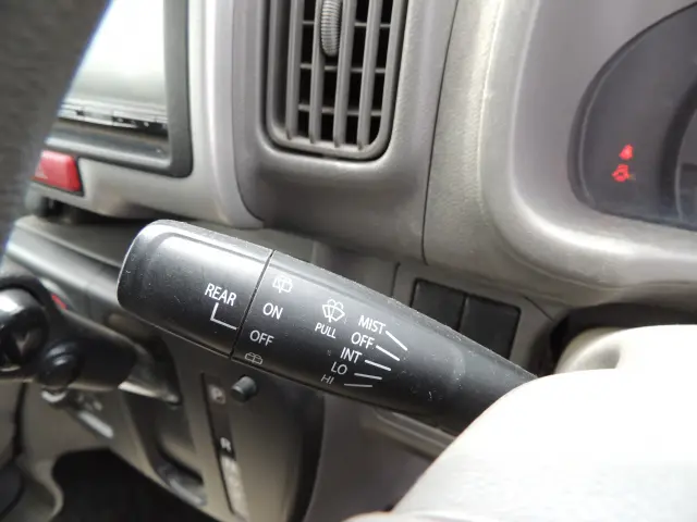 スズキ エブリイ HBD-DA17V(2WD)の写真32