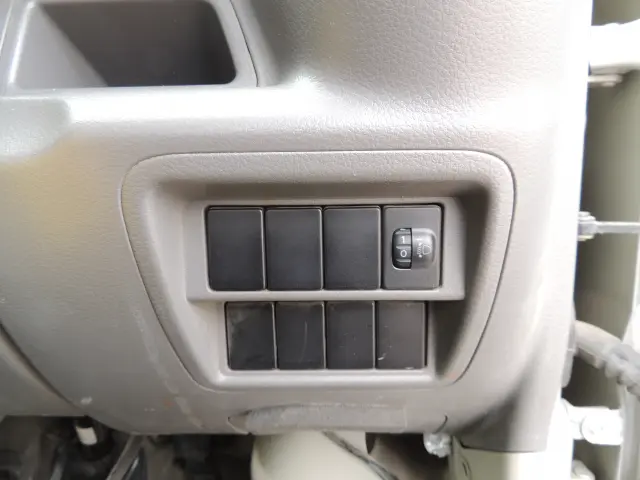 スズキ エブリイ HBD-DA17V(2WD)の写真34