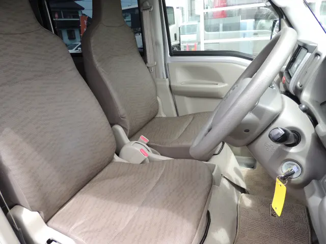 日産 クリッパーバン HBD-DR17V(2WD)の写真23