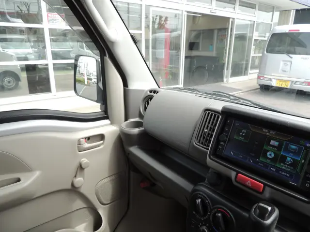 日産 クリッパーバン HBD-DR17V(2WD)の写真48