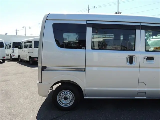 日産 クリッパーバン HBD-DR17V(2WD)の写真15