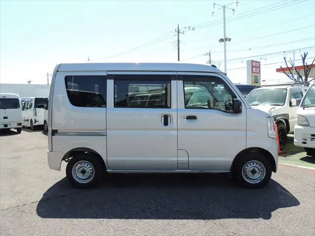 日産 クリッパーバン HBD-DR17V(2WD)の写真16