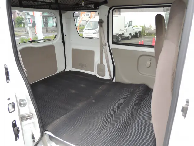 日産 クリッパーバン HBD-DR17V(2WD)の写真25