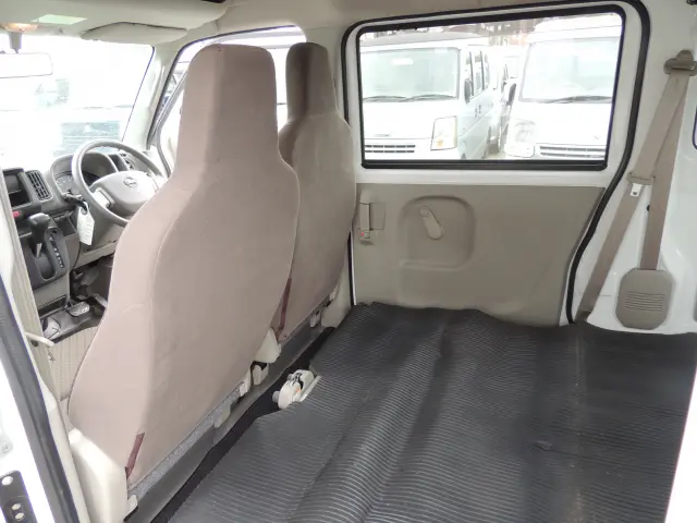 日産 クリッパーバン HBD-DR17V(2WD)の写真33