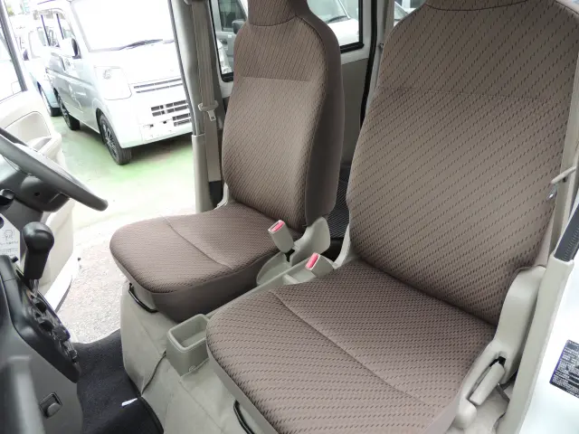 日産 クリッパーバン HBD-DR17V(2WD)の写真35