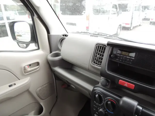 日産 クリッパーバン HBD-DR17V(2WD)の写真46
