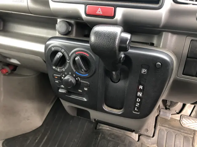 日産 クリッパーバン HBD-DR17V(2WD)の写真43