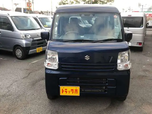 スズキ エブリイ HBD-DA17V(2WD)の写真2
