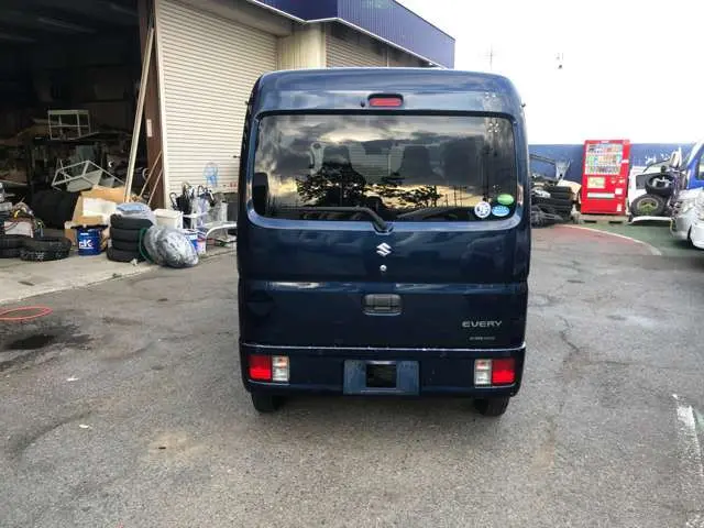 スズキ エブリイ HBD-DA17V(2WD)の写真6
