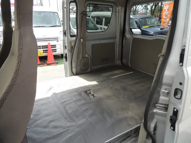 日産 クリッパーバン HBD-DR17V(2WD)の写真32
