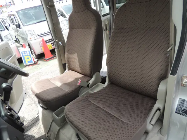 日産 クリッパーバン HBD-DR17V(2WD)の写真35