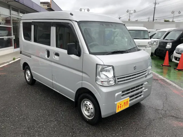 スズキ エブリイ HBD-DA17V(2WD)の写真8