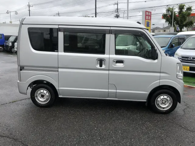 スズキ エブリイ HBD-DA17V(2WD)の写真11