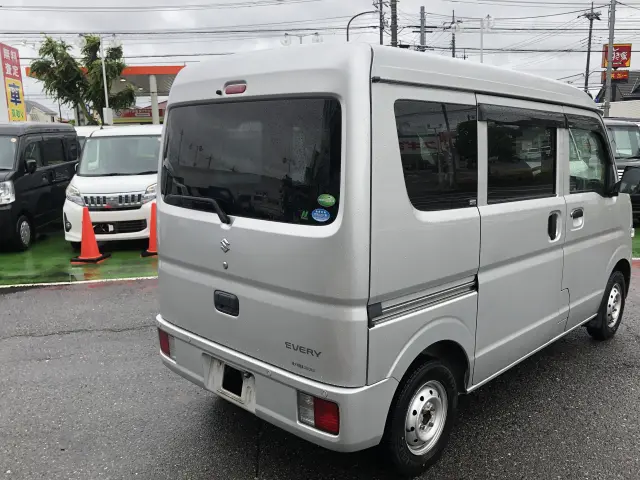 スズキ エブリイ HBD-DA17V(2WD)の写真12