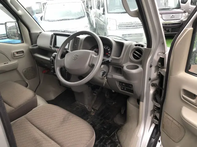 スズキ エブリイ HBD-DA17V(2WD)の写真30