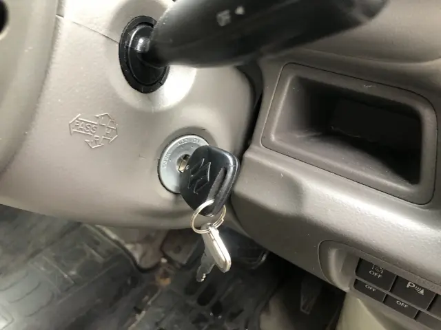 スズキ エブリイ HBD-DA17V(2WD)の写真35