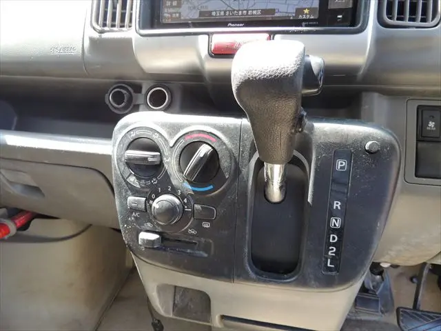 スズキ エブリイ HBD-DA17V(2WD)の写真46
