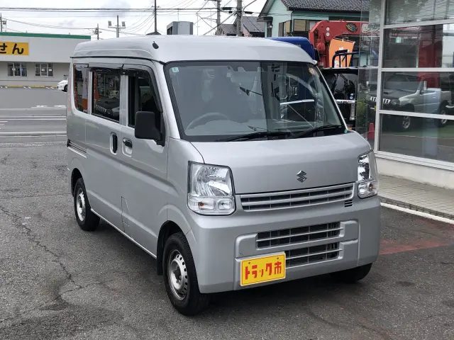 スズキ エブリイ HBD-DA17V(2WD)の写真3