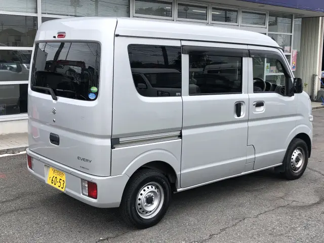 スズキ エブリイ HBD-DA17V(2WD)の写真7