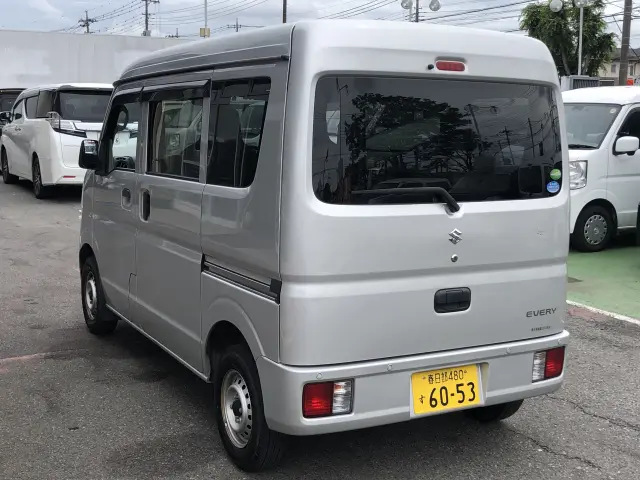 スズキ エブリイ HBD-DA17V(2WD)の写真10